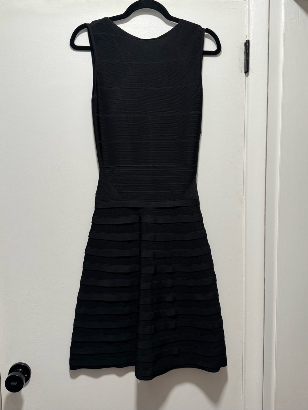 Emporio Armani - Classic Black Sleeveless Bandage Fit-and-Flare Dress